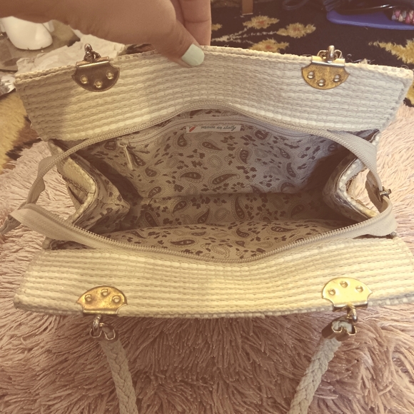 MCM Italian Vintage 60s Cream and Metallic Gold Shoulder Bag - Picture 7 of 9